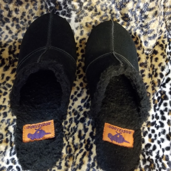 Shoes - Picture 5 of 5